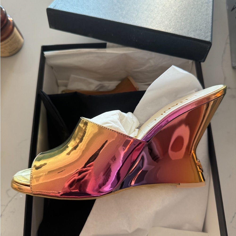 CHANEL MULES Laminated Calfskin Pink, Orange & Yellow Cruise 2024 collection.